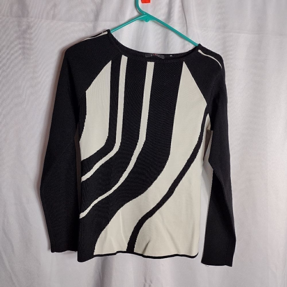 Cyrus sweater